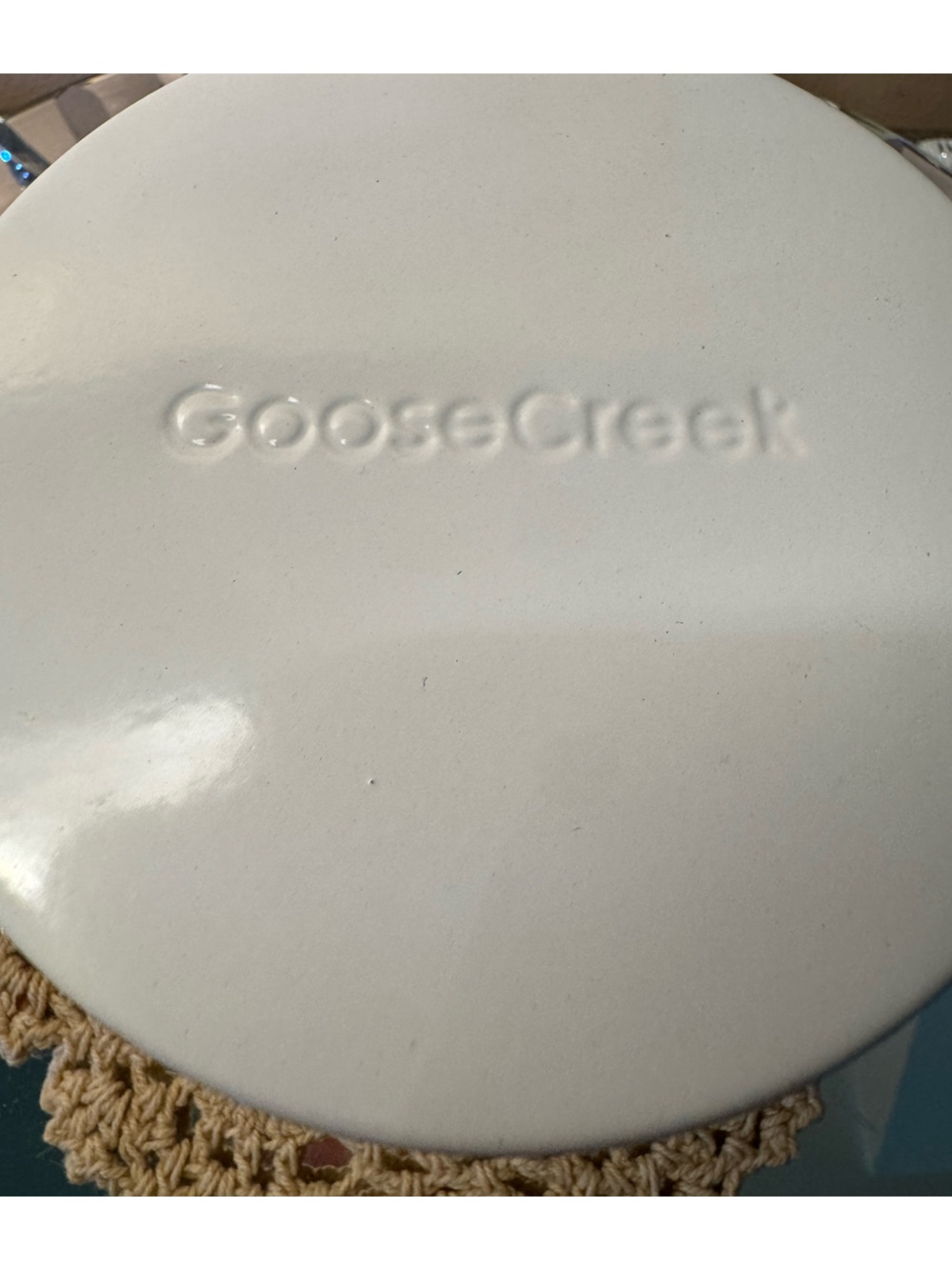 Goose Creek Peach Cobbler Ice Cream 3 wick Candle - Picture 4 of 4